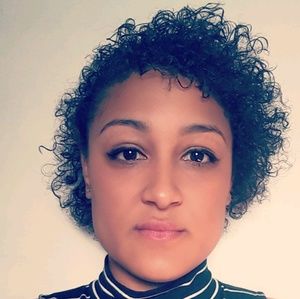 Meet your Posher, Odalis